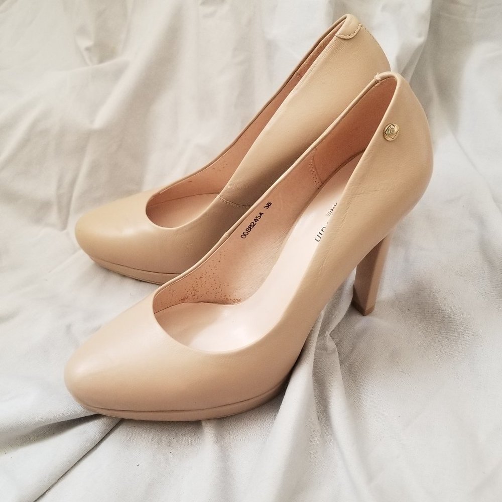 Pierre Cardin Basic Neutral Office Leather Pumps